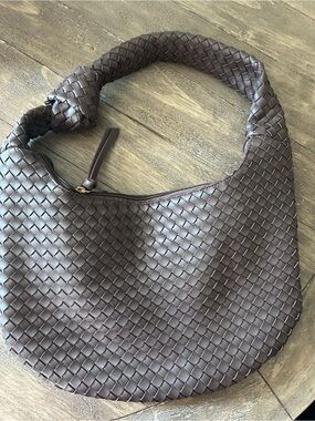 Sondra Roberts Brown Woven Tote with Neutral Lining